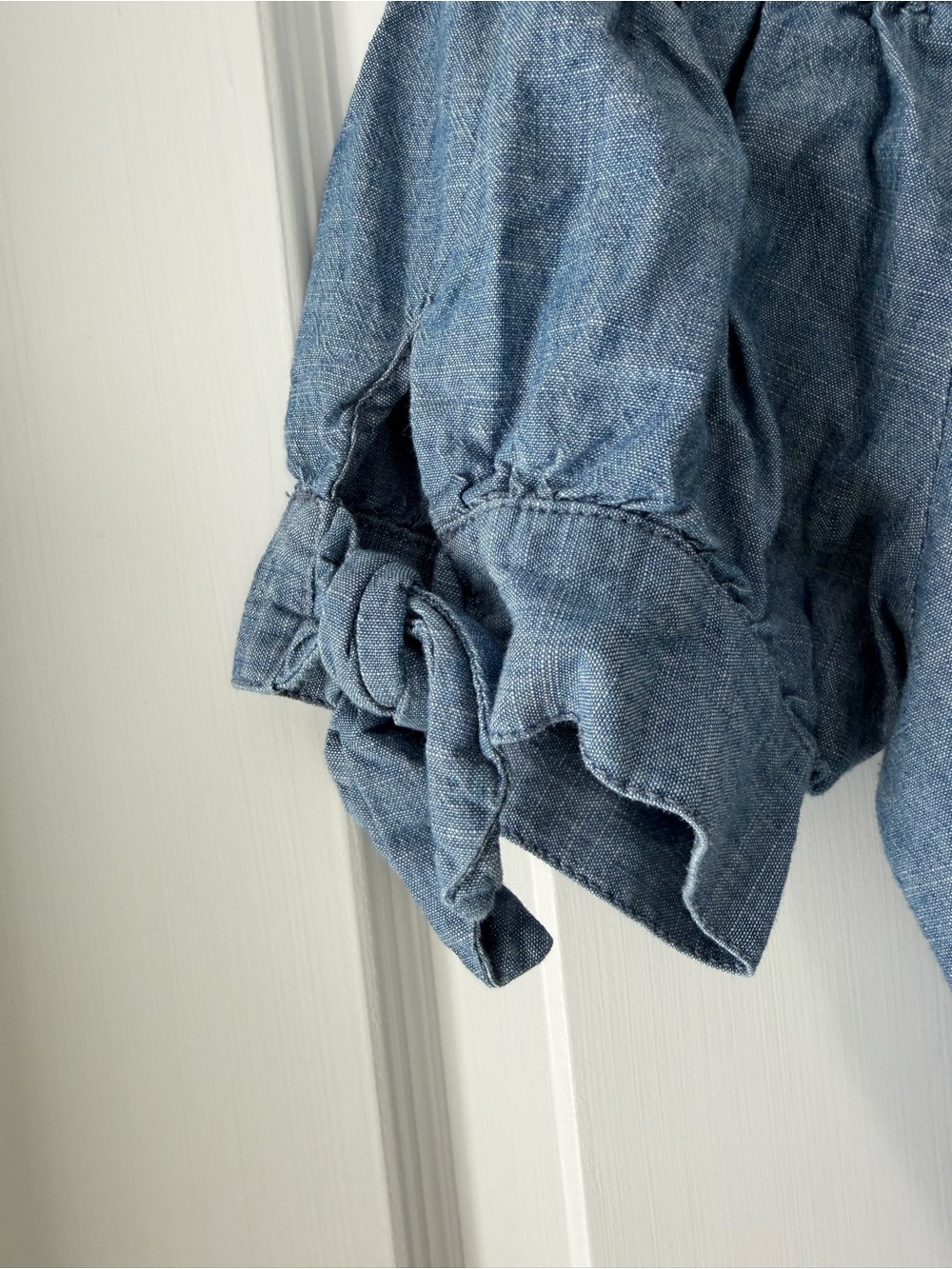 J.Crew Chambray Off Shoulder Peasant Top Blue Tie Sleeve Blouse Sz 8 - Picture 5 of 6